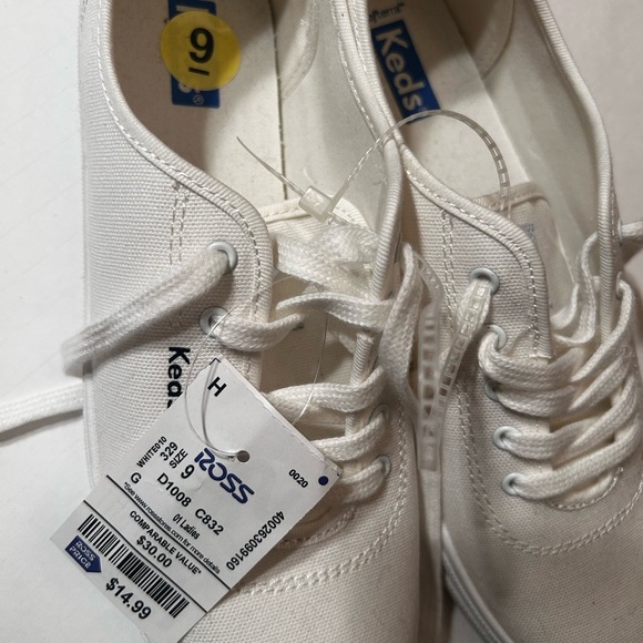 Keds Off-White Canvas Lace-Up Shoes - Picture 4 of 11